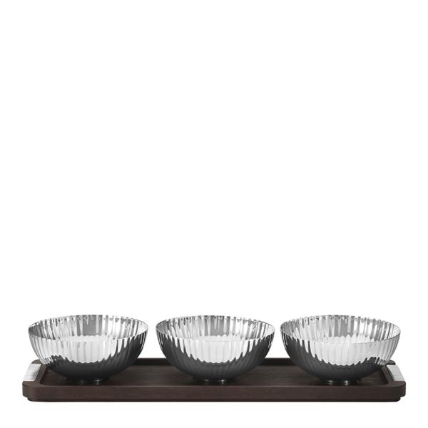 Georg Jensen Bernadotte snackssett – eikebrett med bowls i stål